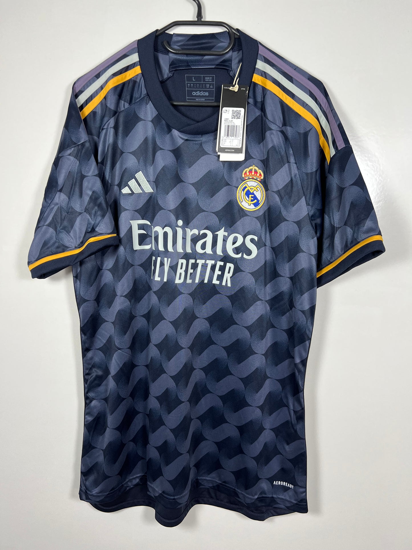 Real Madrid 23/24 away Vini JR New with tags (10/10) L