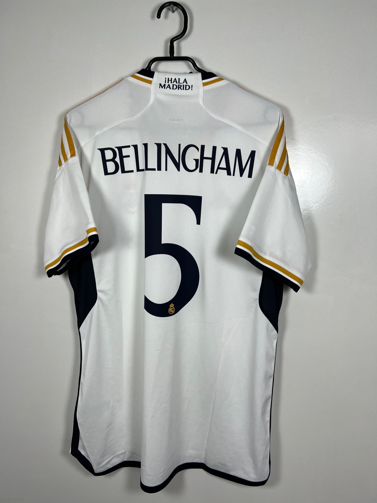 Real Madrid 23/24 home Bellingham New with tags (10/10) L