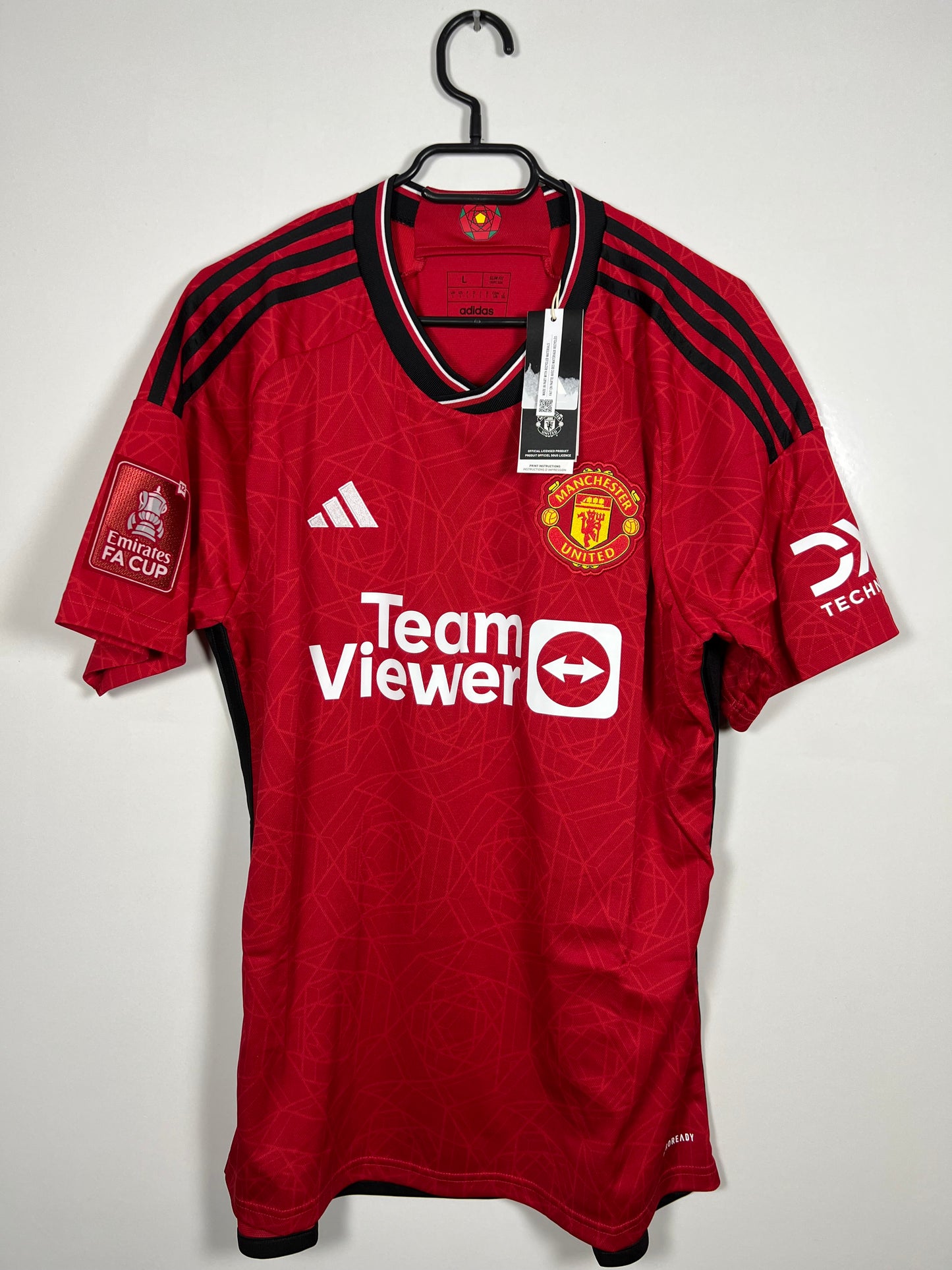 Manchester United 23/24 home Mainoo New with tags (10/10) L