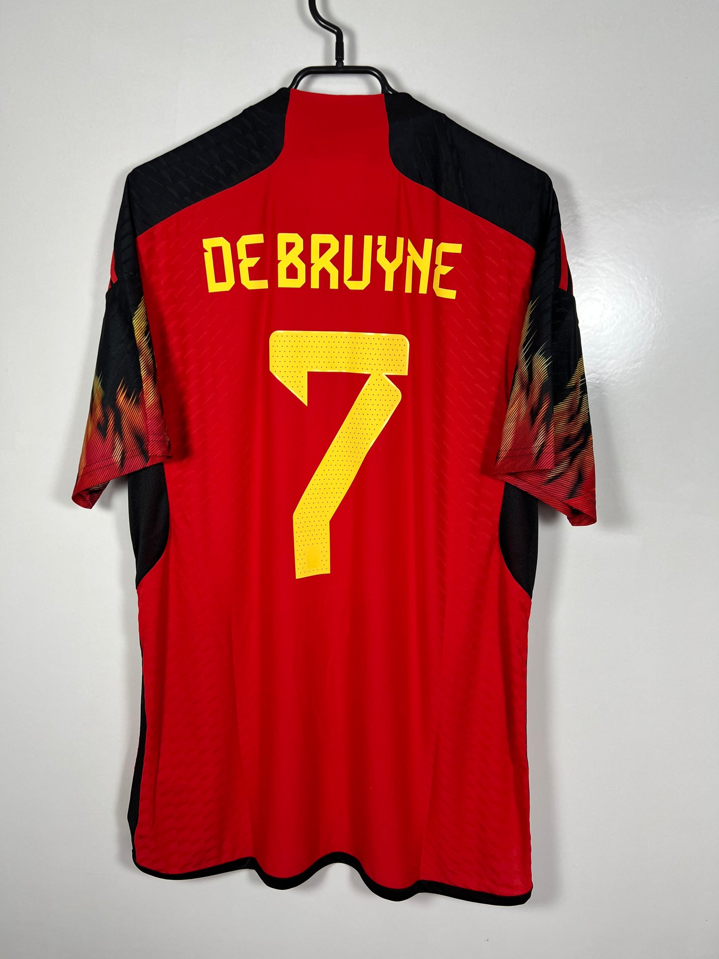 Belgium 2022 home De Bruyne New with tags (10/10) L Heatdry