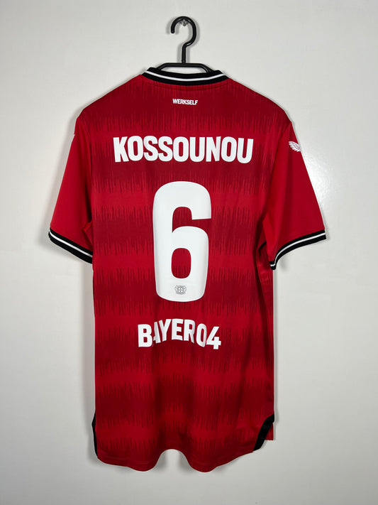 Bayer Leverkussen 22/23 home Kossounou Nieuw met kaartjes (10/10) L