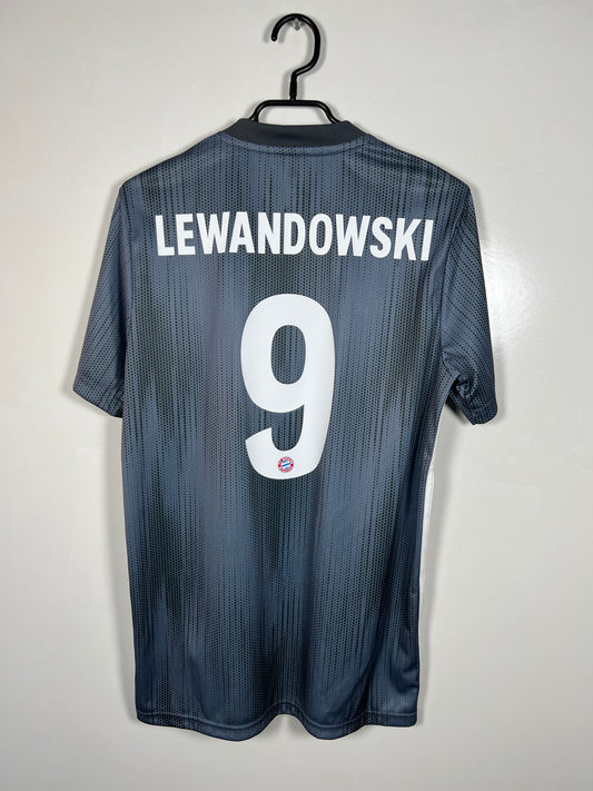 Bayern Munich 18/19 third Lewandoski New with tags (10/10) M